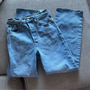 Levi’s Ribcage Ankle Jean